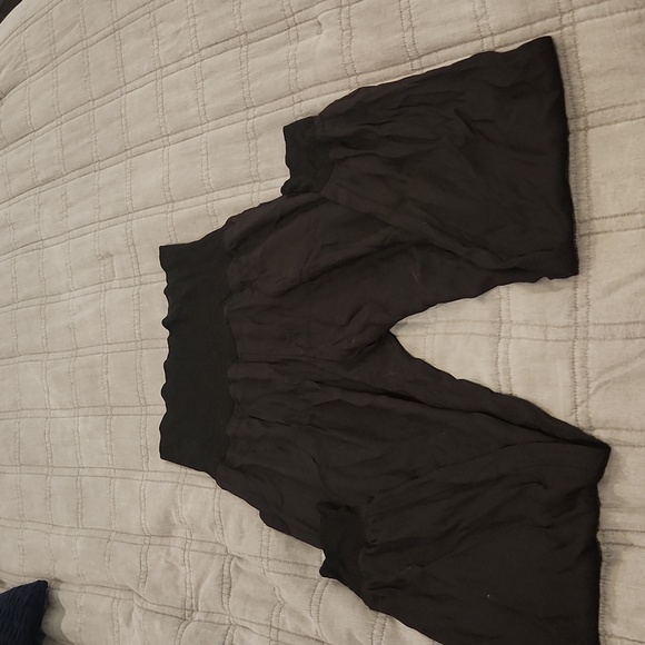 French Connection Black Cropped Pants Size 6! - Picture 5 of 10